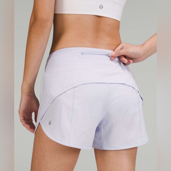 A Lululemon 🍋 Speed Up Mid-Rise Lined Short 4" - Picture 4 of 5